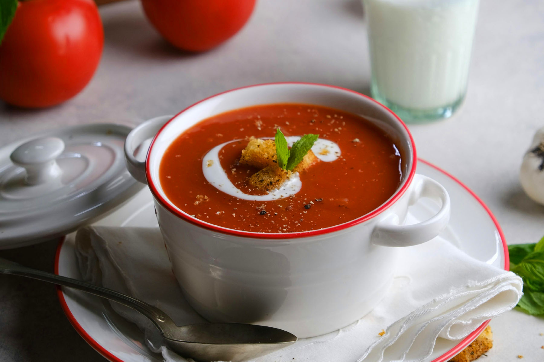 Tomato Basil Soup Recipe – Creamy & Easy to Make