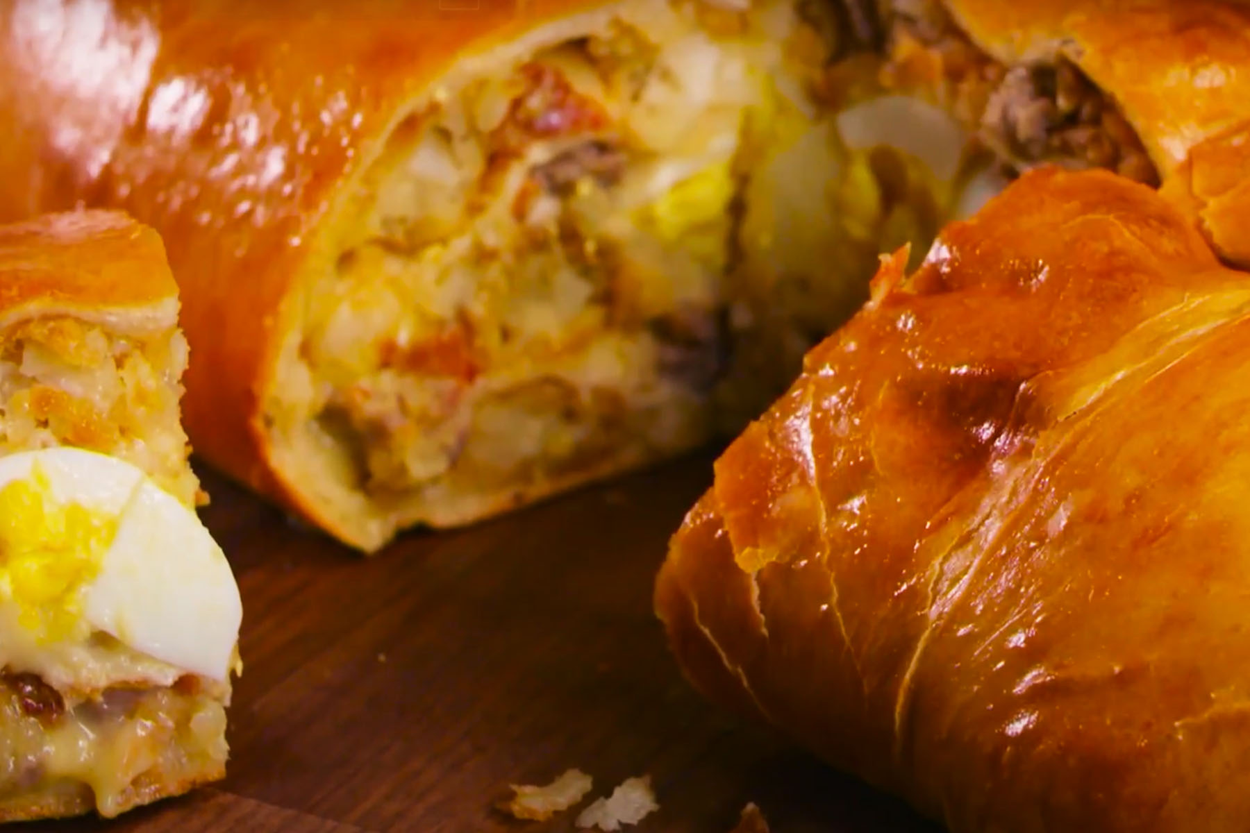 Garbage Bread Recipe: Loaded with Your Favorite Fillings