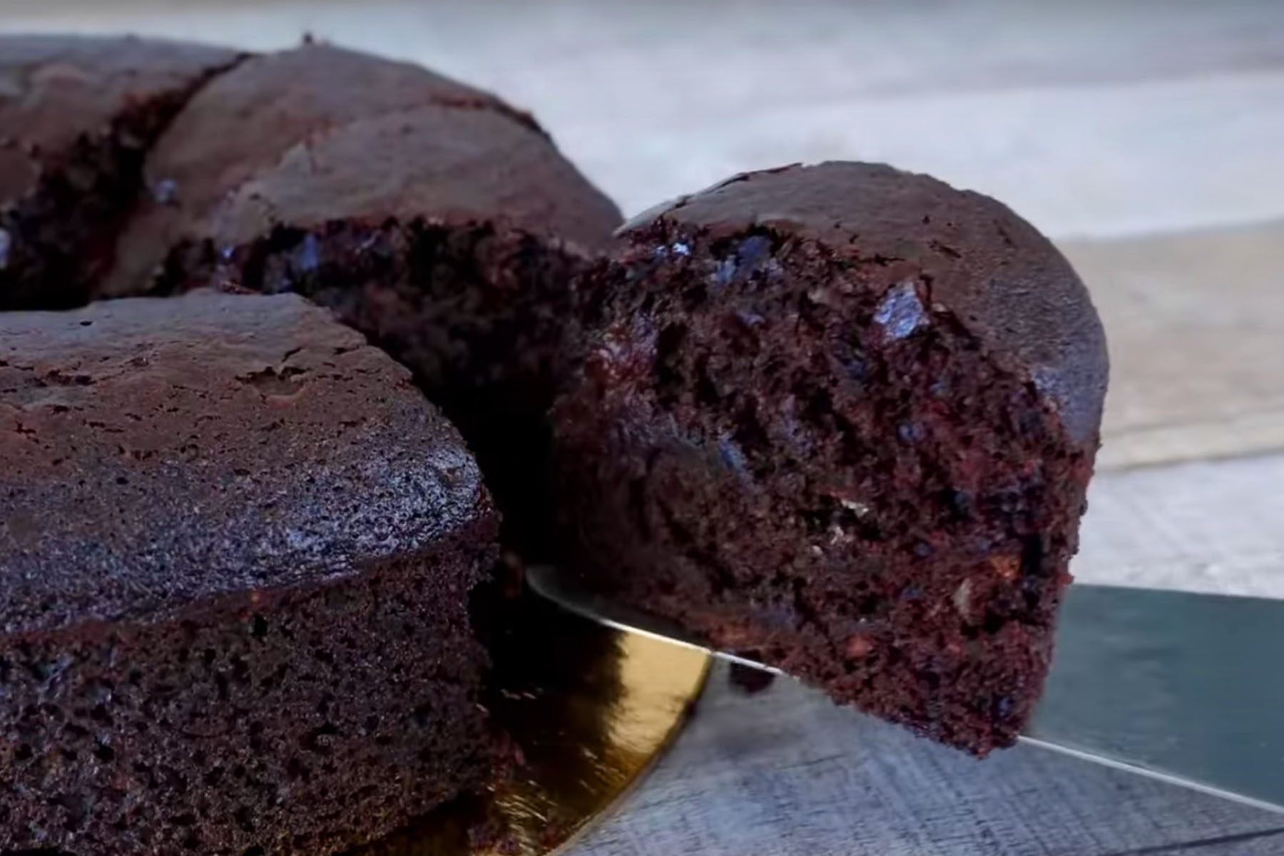 Delicious Eggless Moist Chocolate Cake Recipe