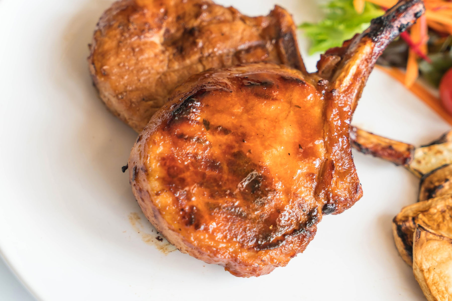 Simple Herb Garlic Pork Chops Recipe