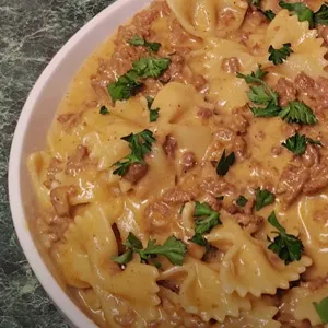 Creamy Beef And Bowtie Pasta Recipe​