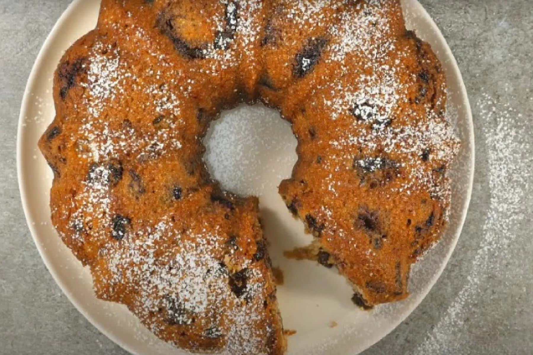 Amish Applesauce Cake Recipe